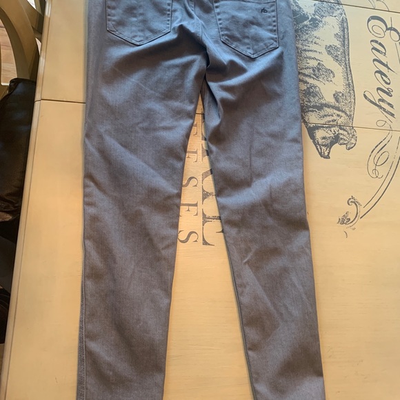Rag & Bone. Handmade in NY. Grey with a touch of stretch - Picture 3 of 9